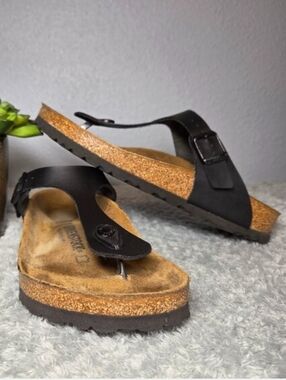 Birkenstock Gizeh Birko-Flor Black Cork Thong Sandals- Women's 38 EU (7-7.5 US)